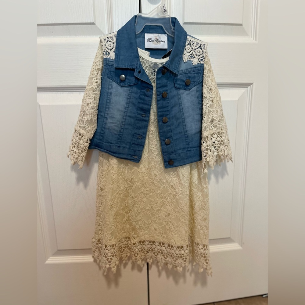 Lace dress